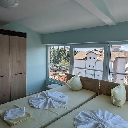 Prima Vera 2* بريمورسكو