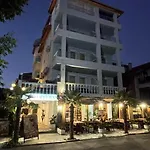 прима вера Хотел 2*